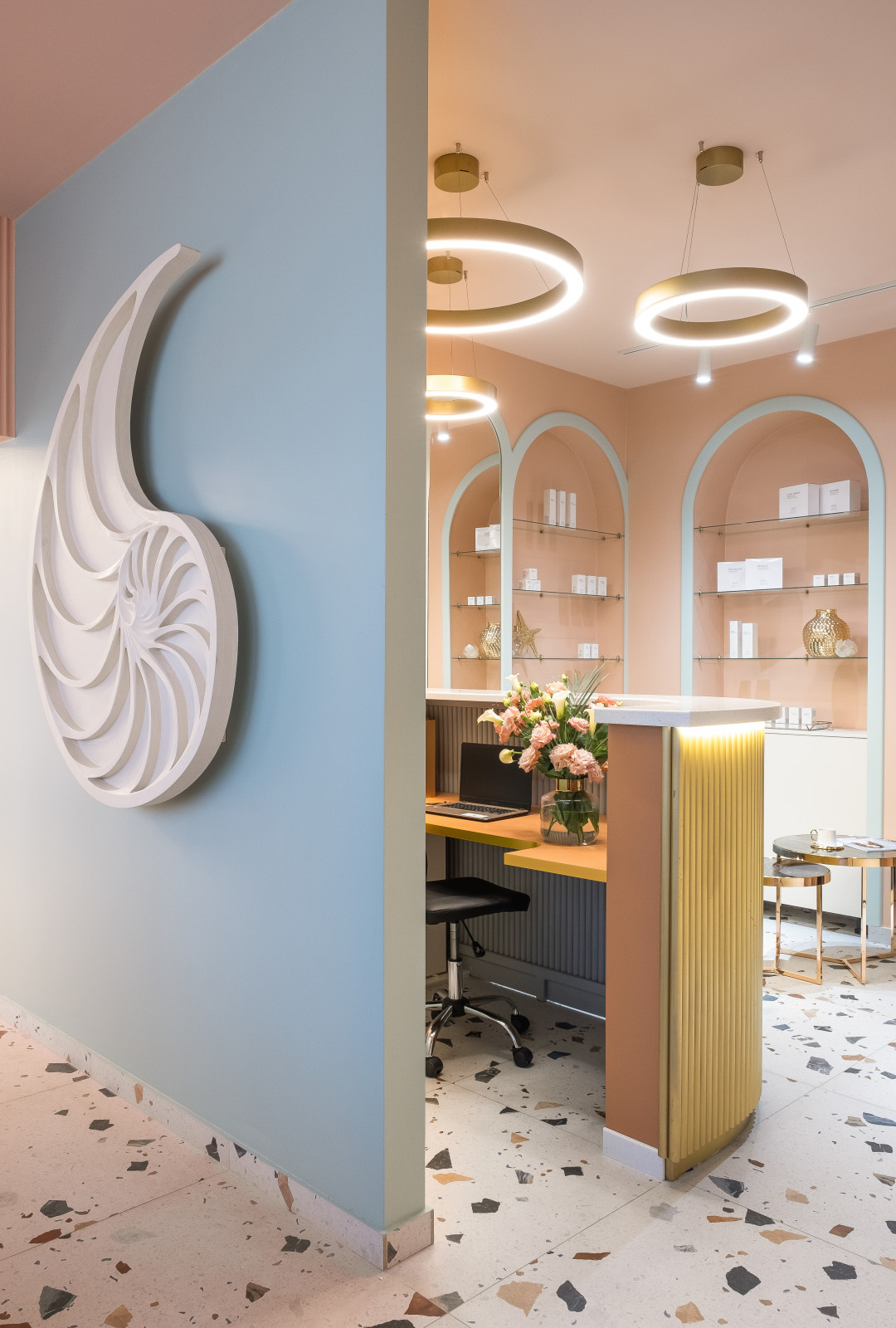 Стилизация интерьера салона косметологии от Анна Дементьевой-Ясинской