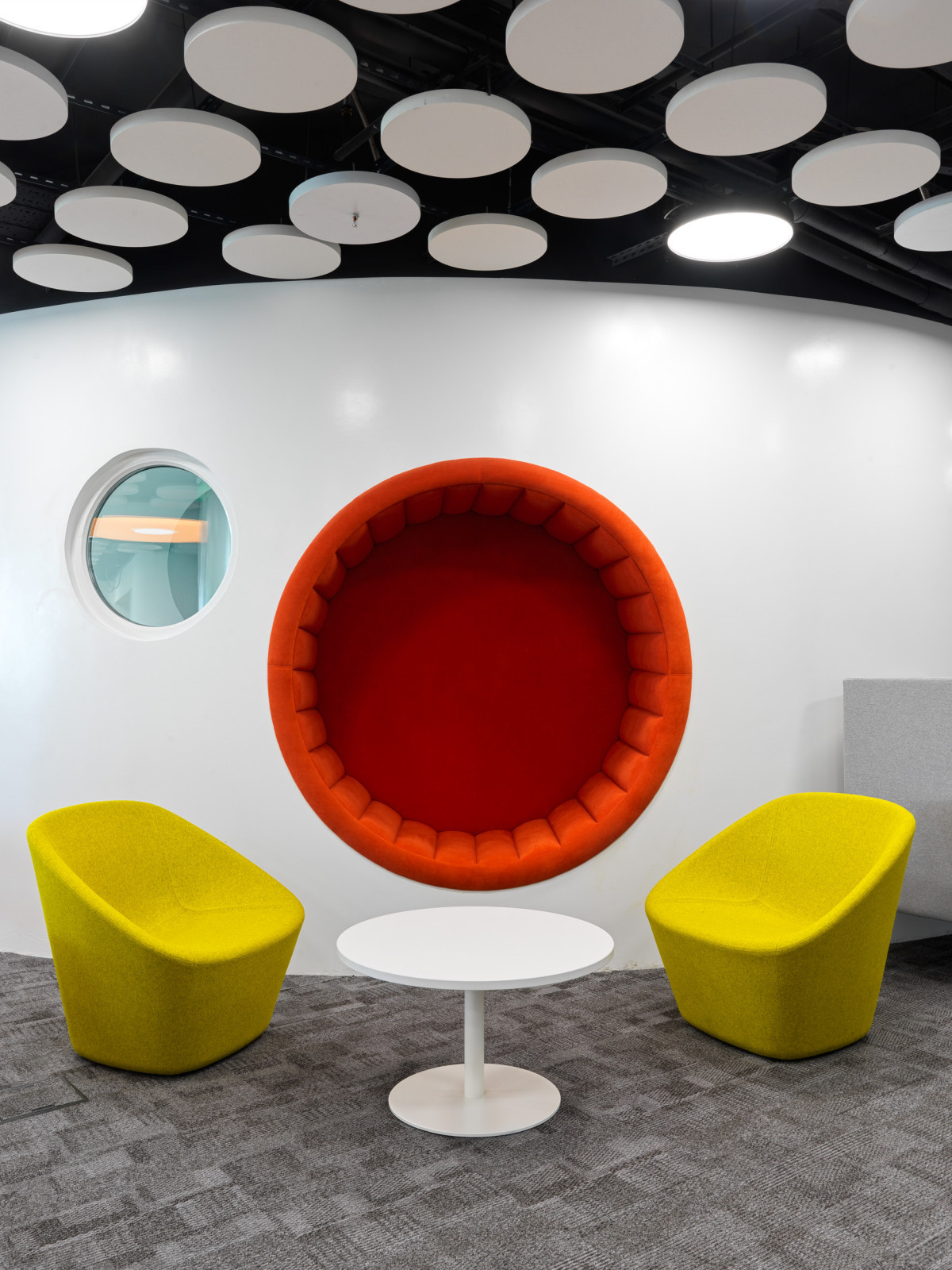 Интерьеры нового здания технопарк Калибр