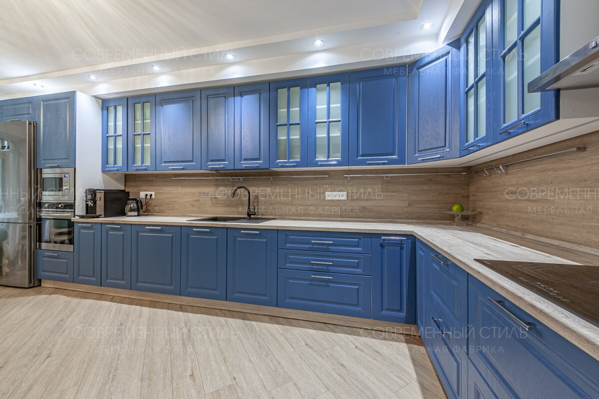 Кухня Вилена (кухня в загородный дом)