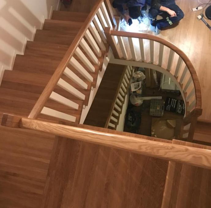 Отделка бетонного основания лестницы