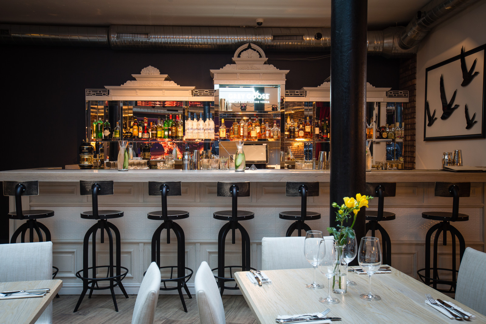 Ресторан и бар Cheers! Рига, Латвия