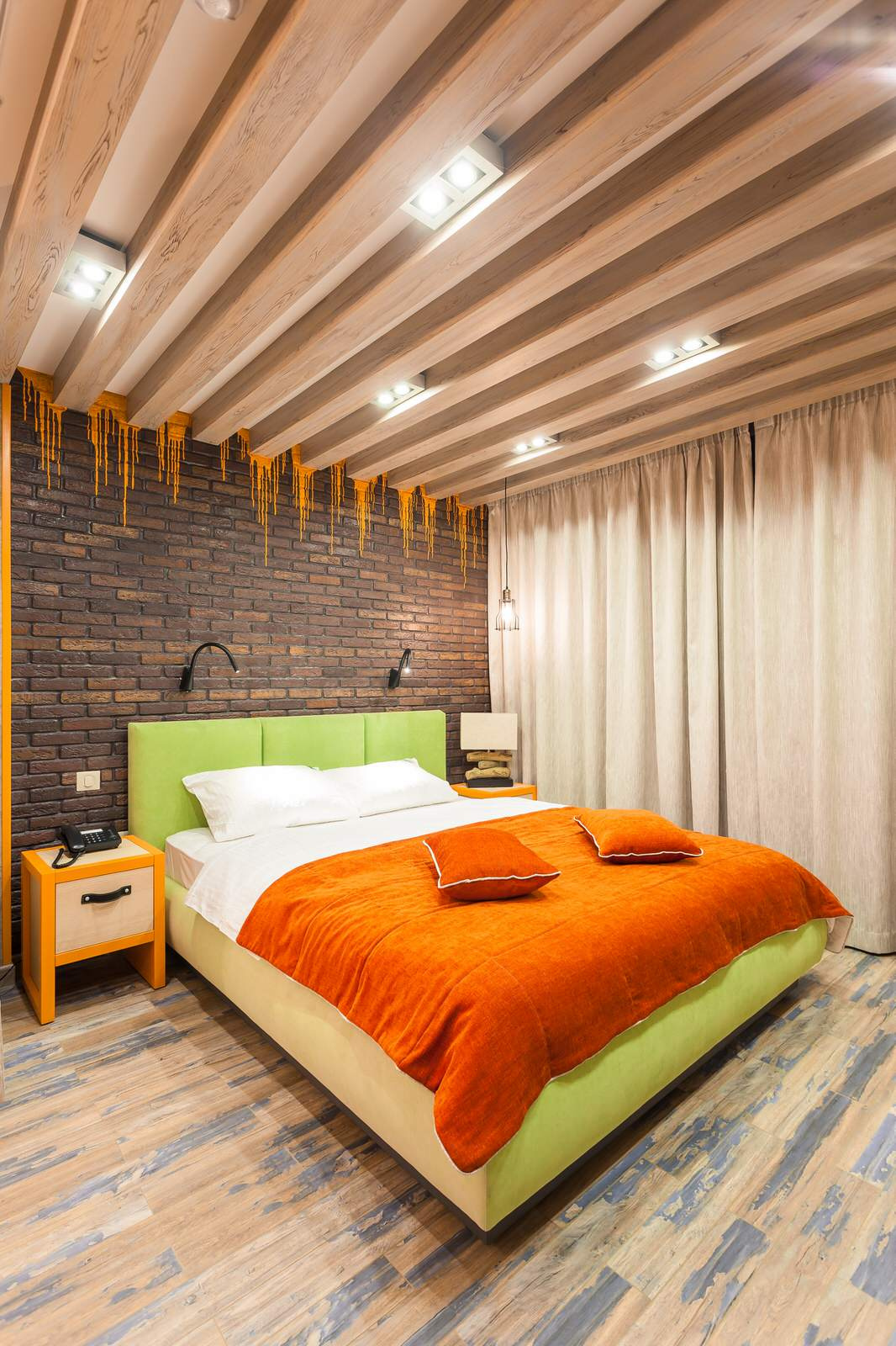 Green theatre boutique hotel