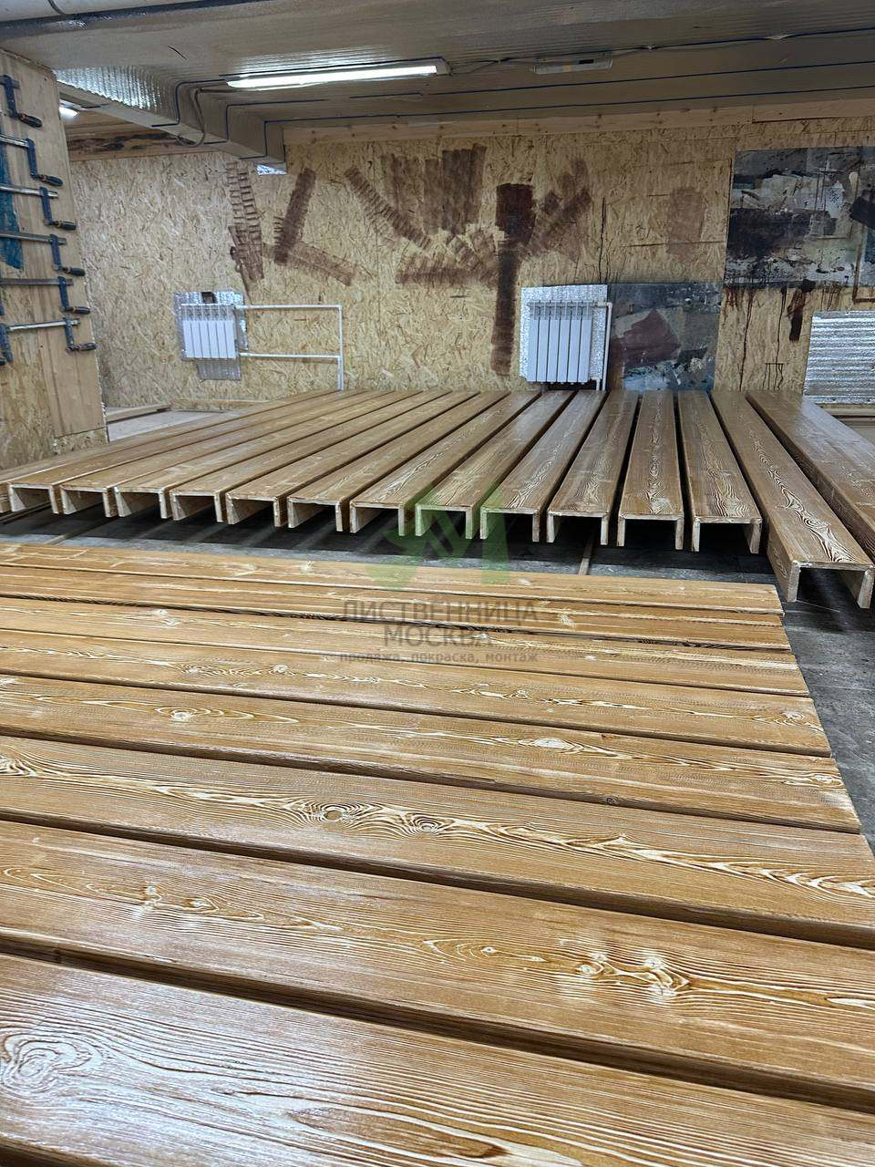 Изготовление фальшбалок (декоративных балок) из лиственницы, сосны