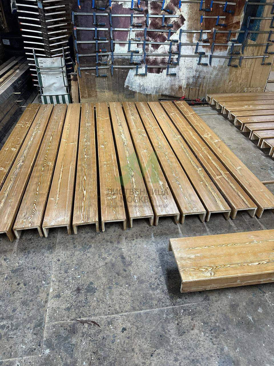 Изготовление фальшбалок (декоративных балок) из лиственницы, сосны