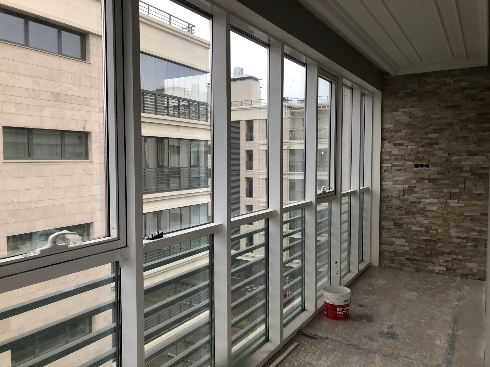 Замена холодного остекления на теплое