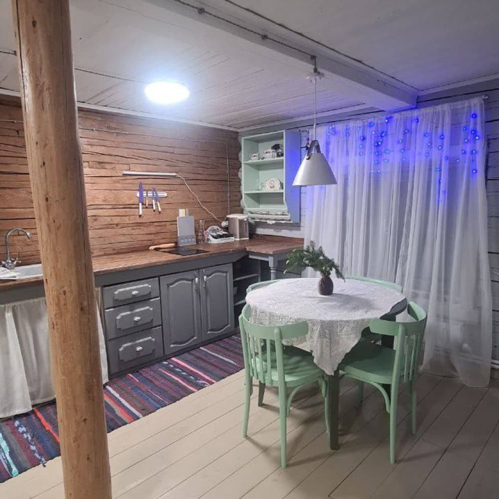 Ремонт старинного деревянного дома на Валдае