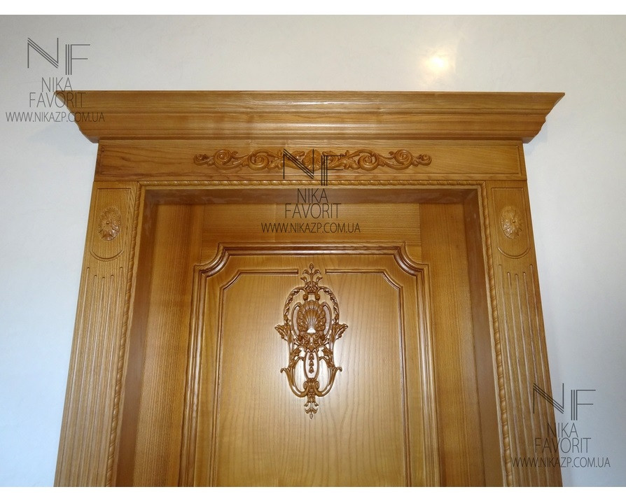 WOODEN ELITE DOORS WITH DECORS