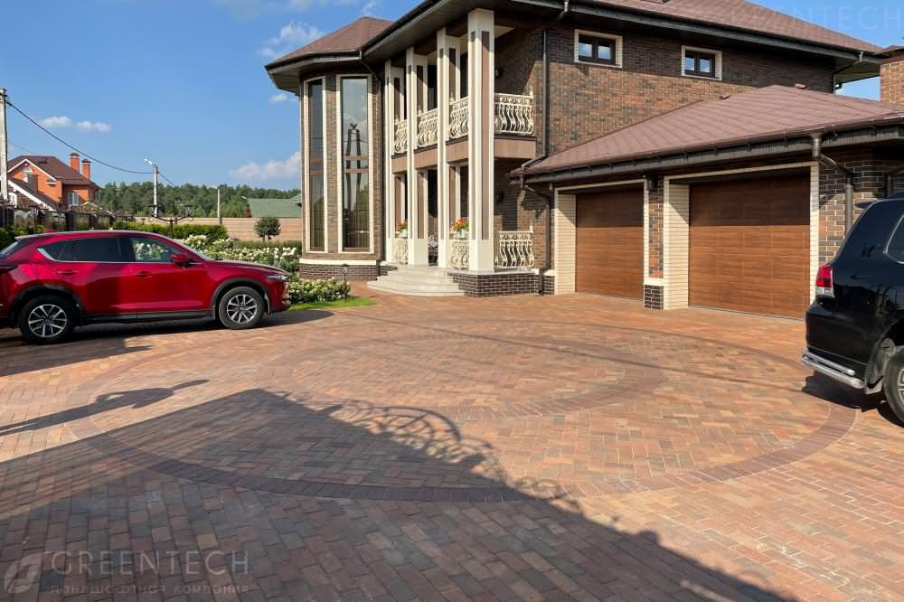 Сад, построенный в к.п. Земляничная поляна