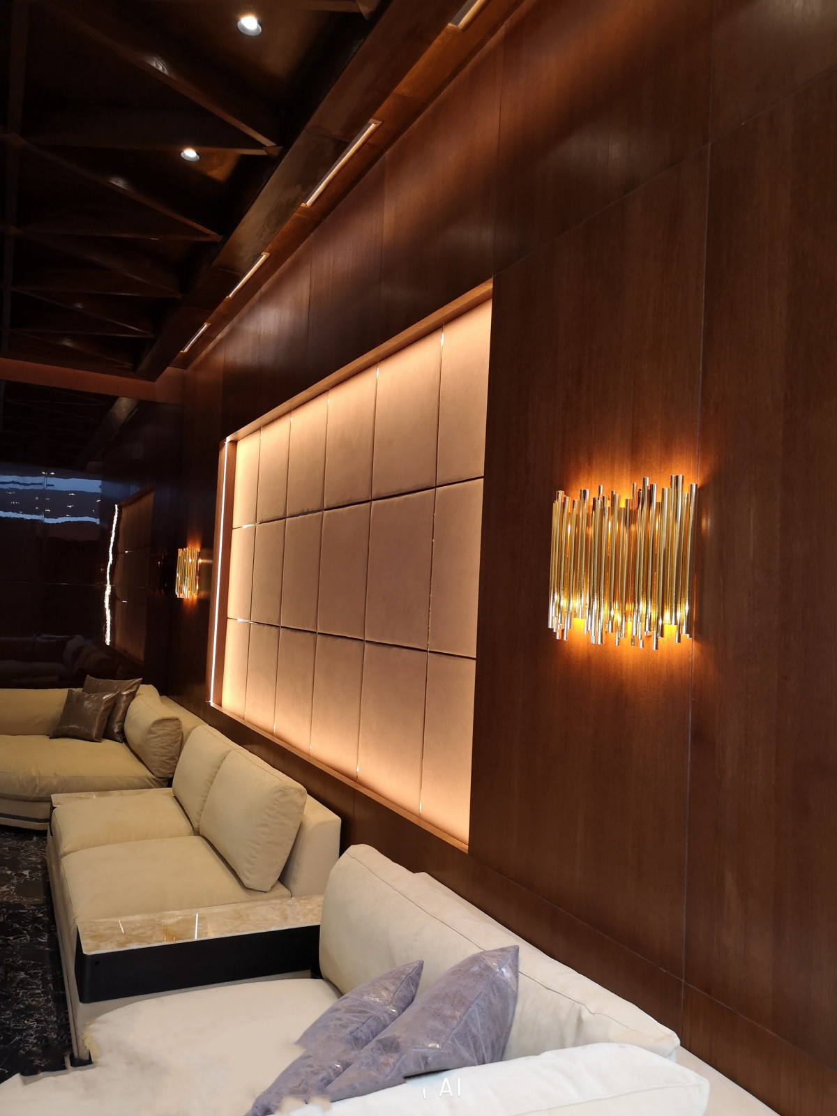 Интерьер загородного клуба