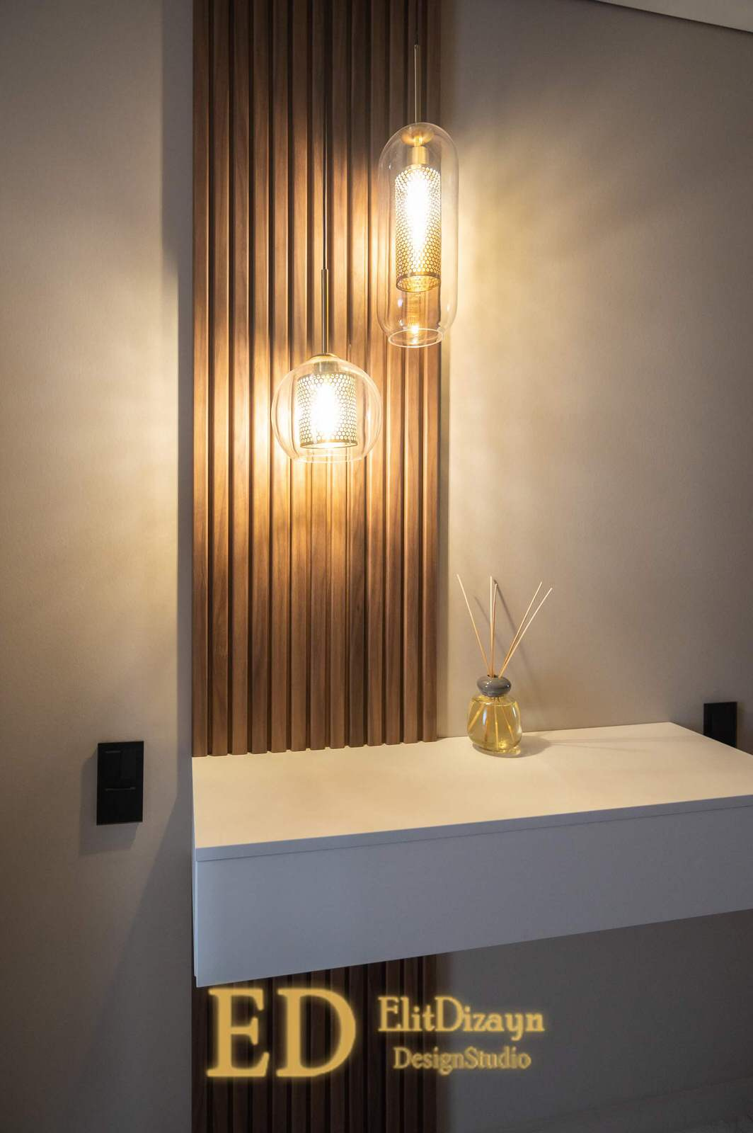 Современная квартира (прихожая)