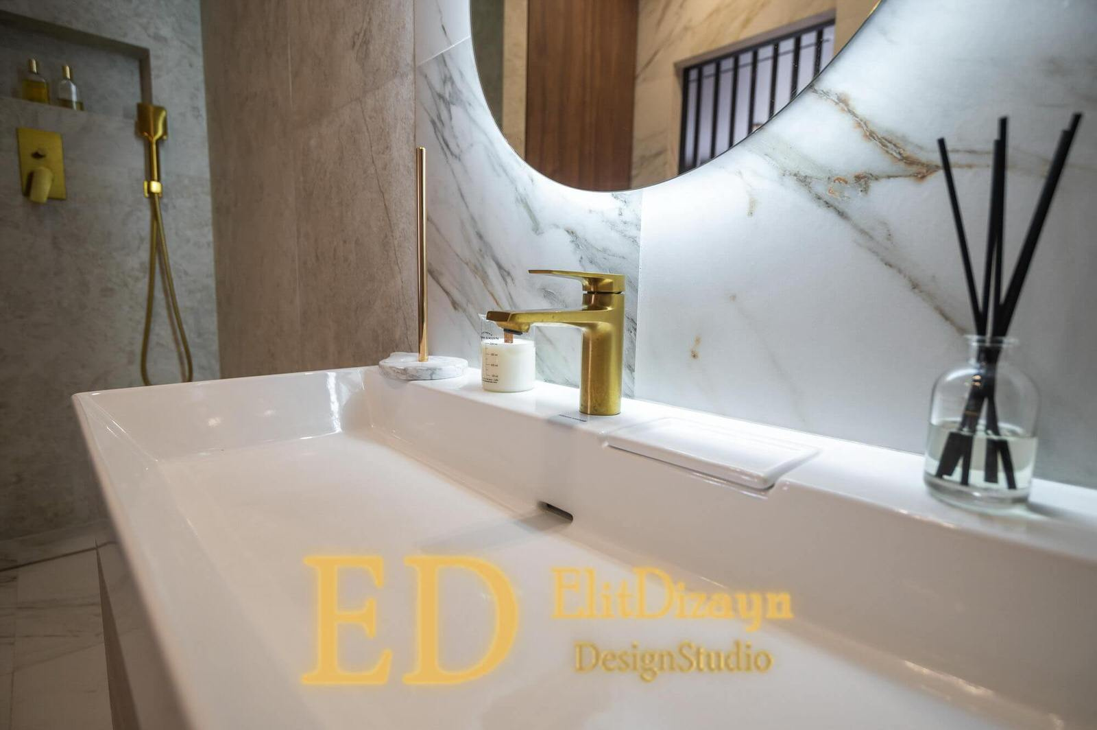 Современная квартира (ванная)