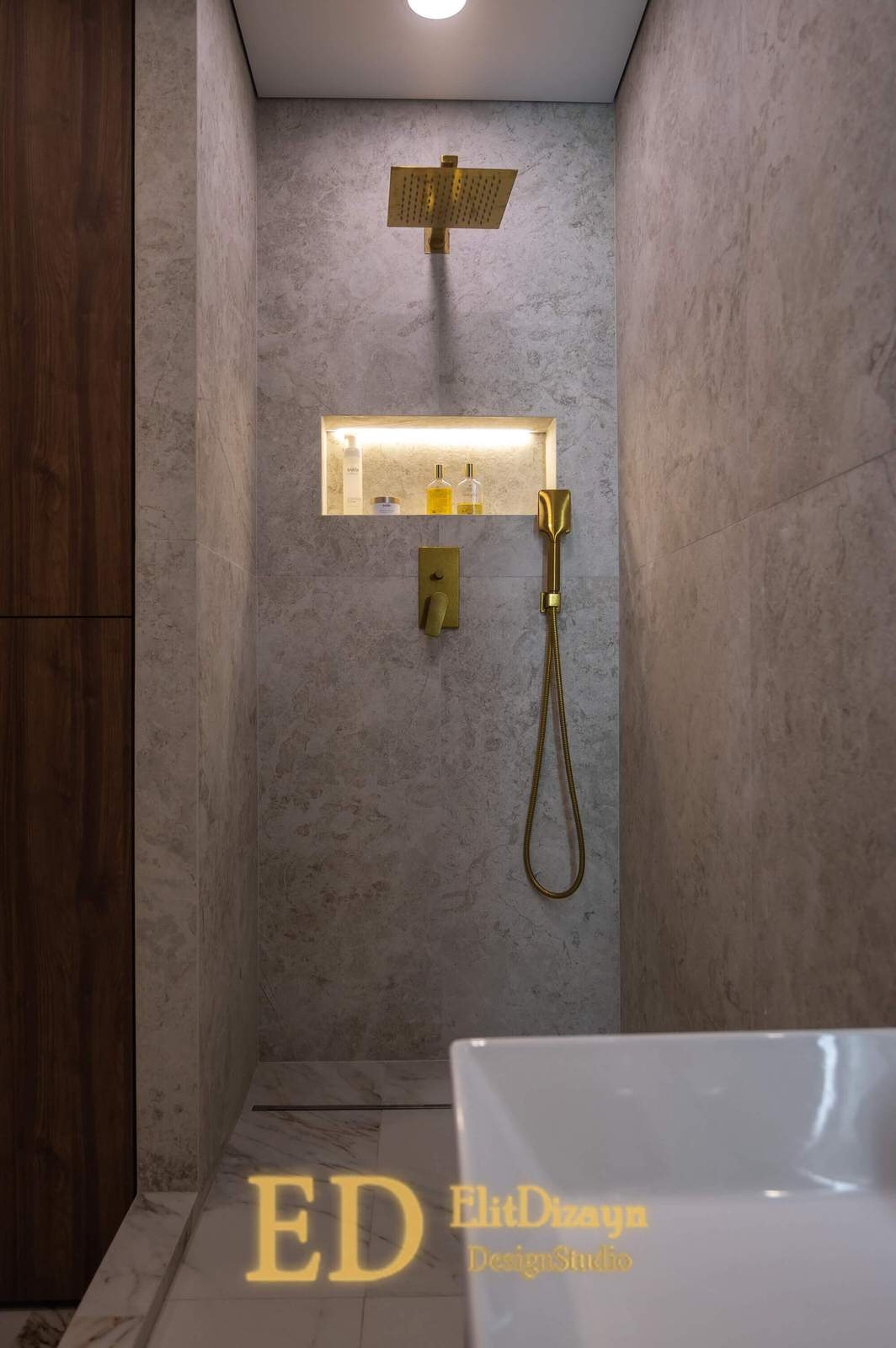 Современная квартира (ванная)