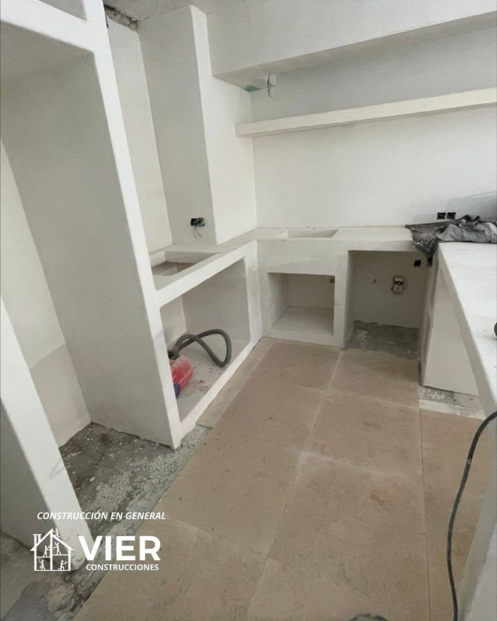 Обложка проекта: La tarea no fue fácil: realizar la demolición completa de todas las tabicas...