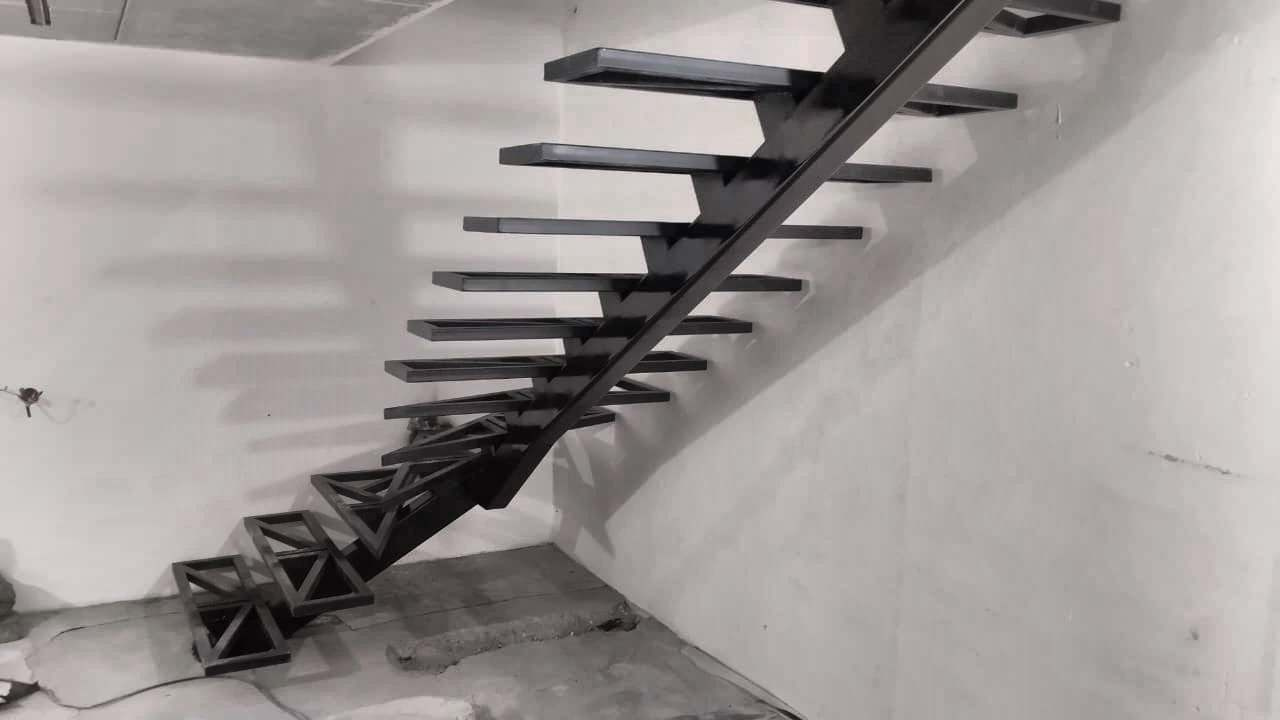 ➖Лестницы по индивидуальному дизайн проекту в Краснодаре и крае⚡⚡⚡