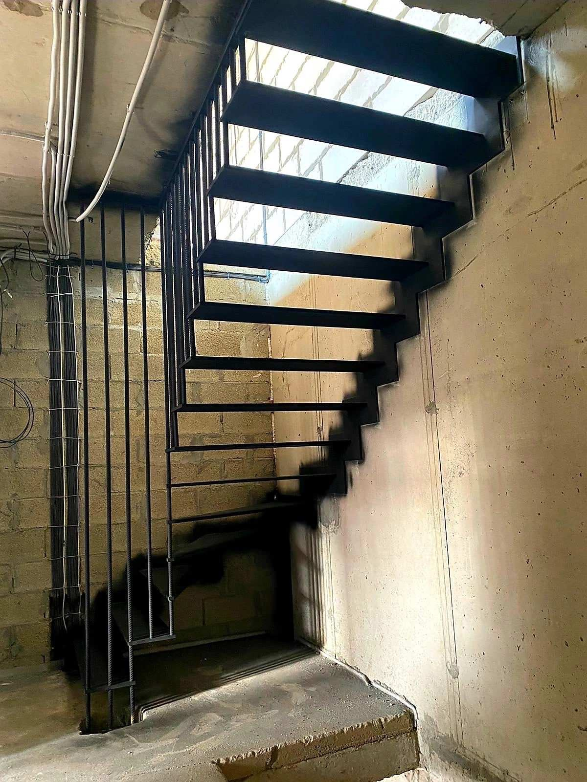 ➖Лестницы по индивидуальному дизайн проекту в Краснодаре и крае⚡⚡⚡