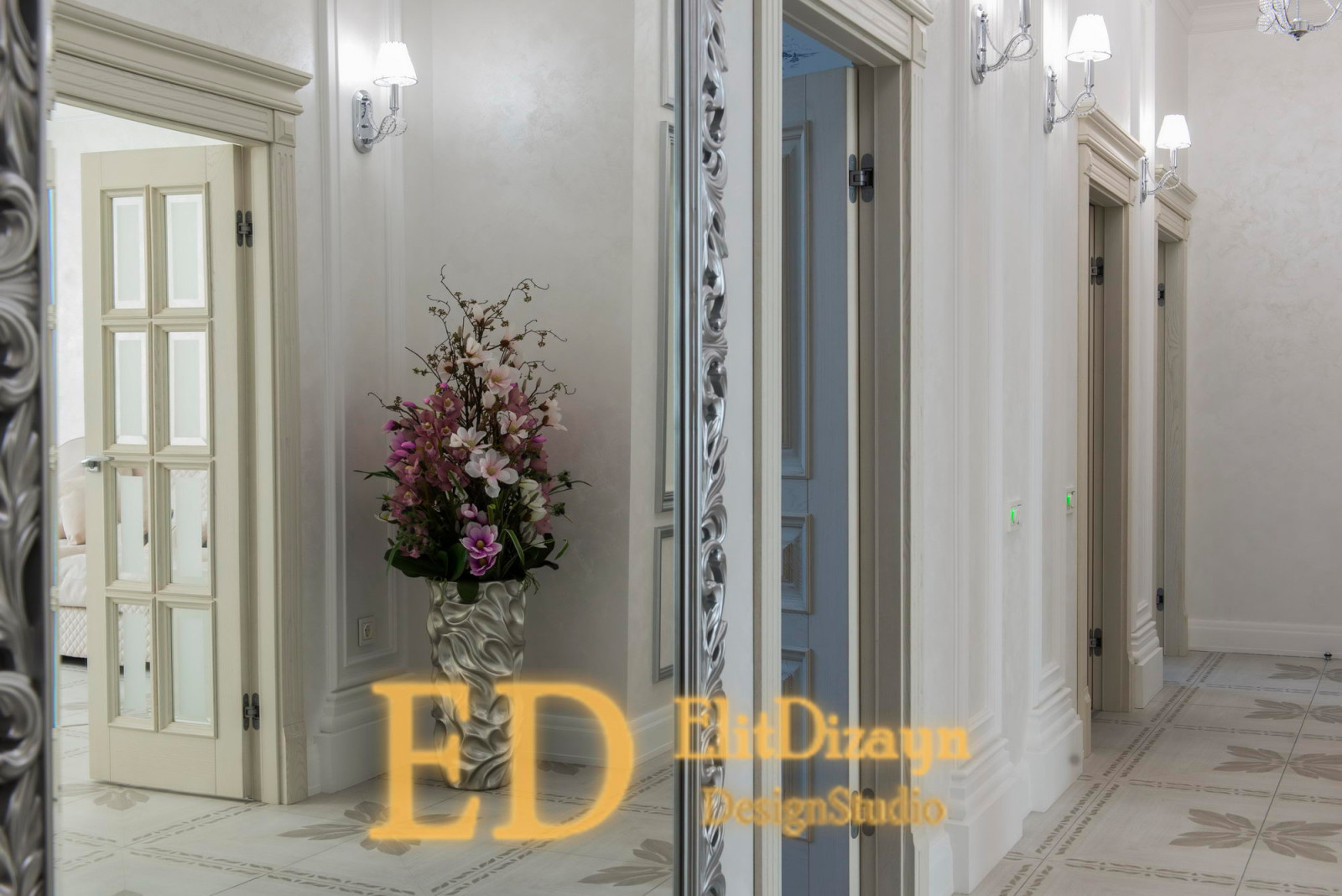 Квартира неоклассика - 2 (холл)