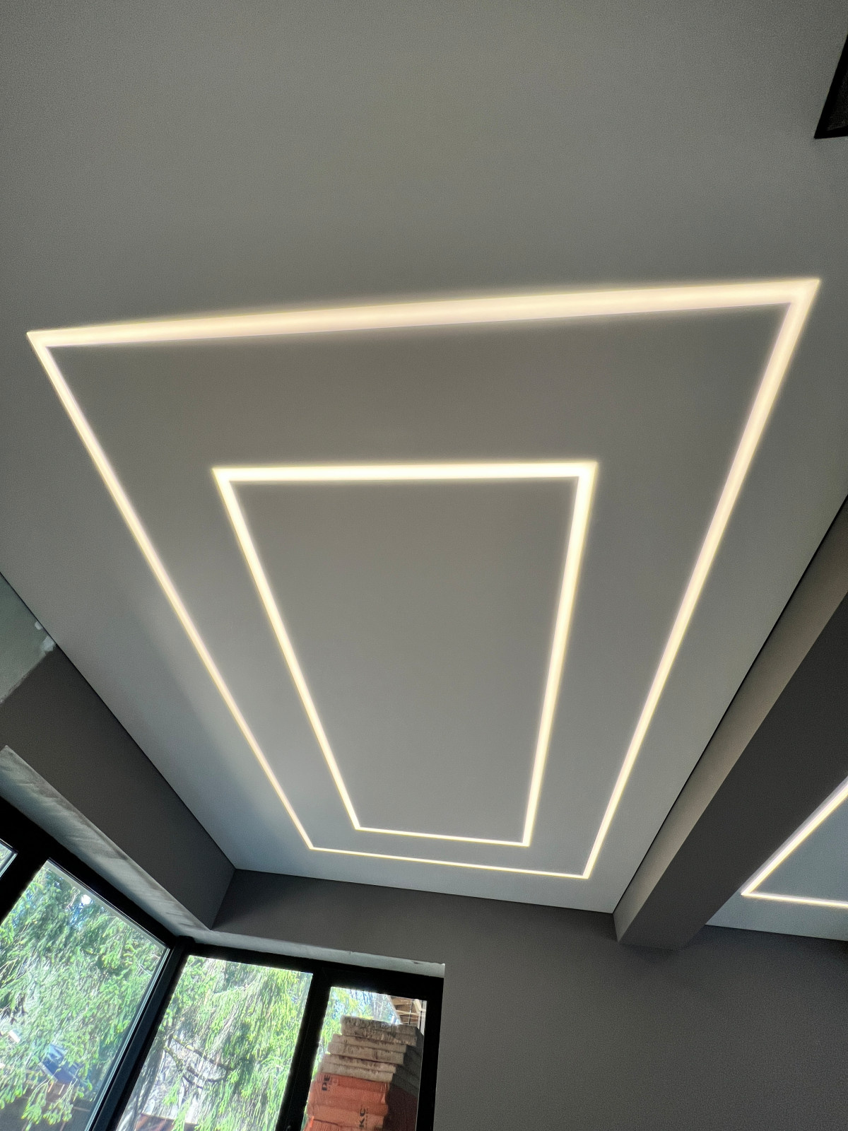 Парящий потолок в Частном Доме. Садки