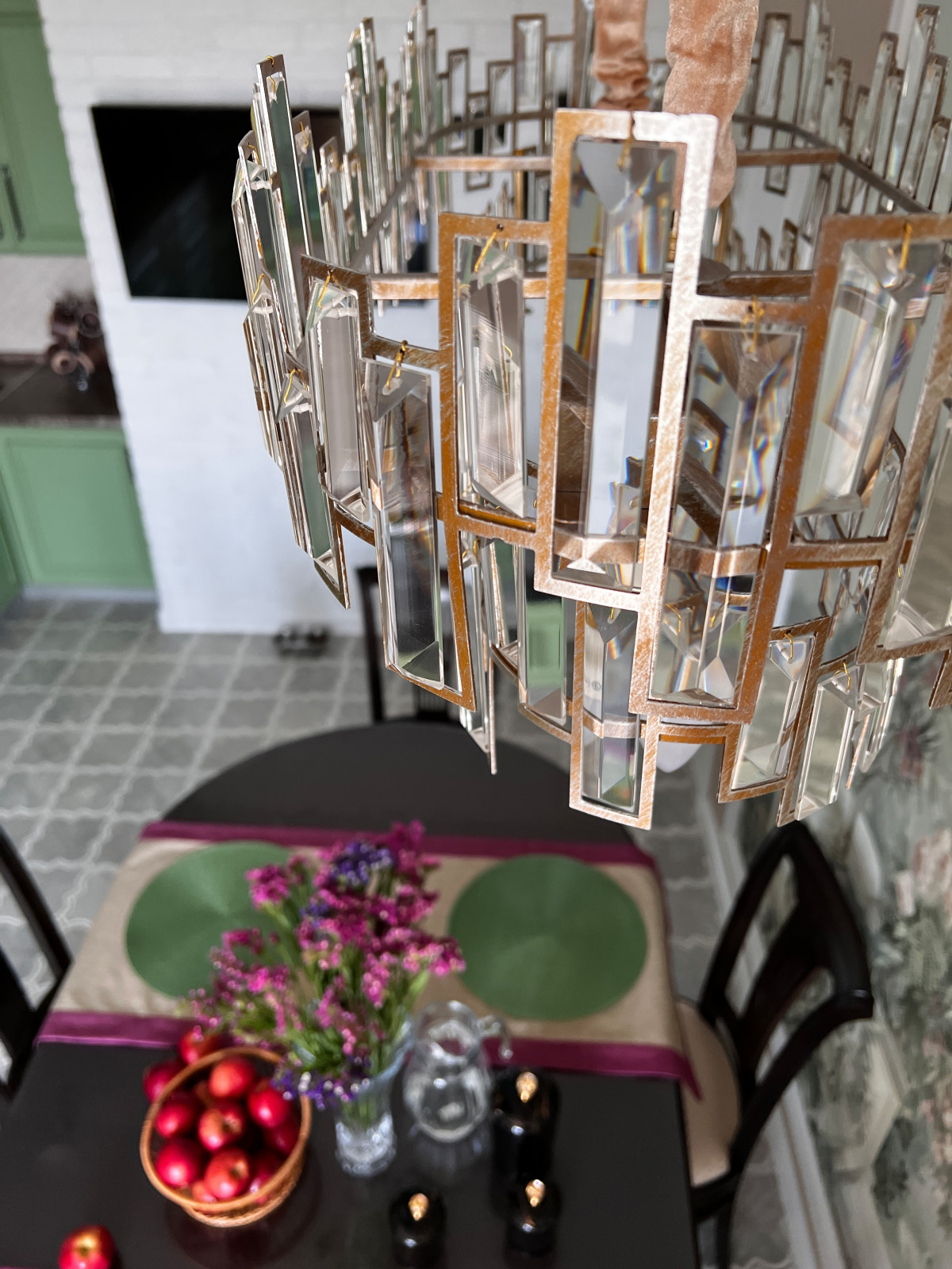 Шикарная кухня в Алых Парусах