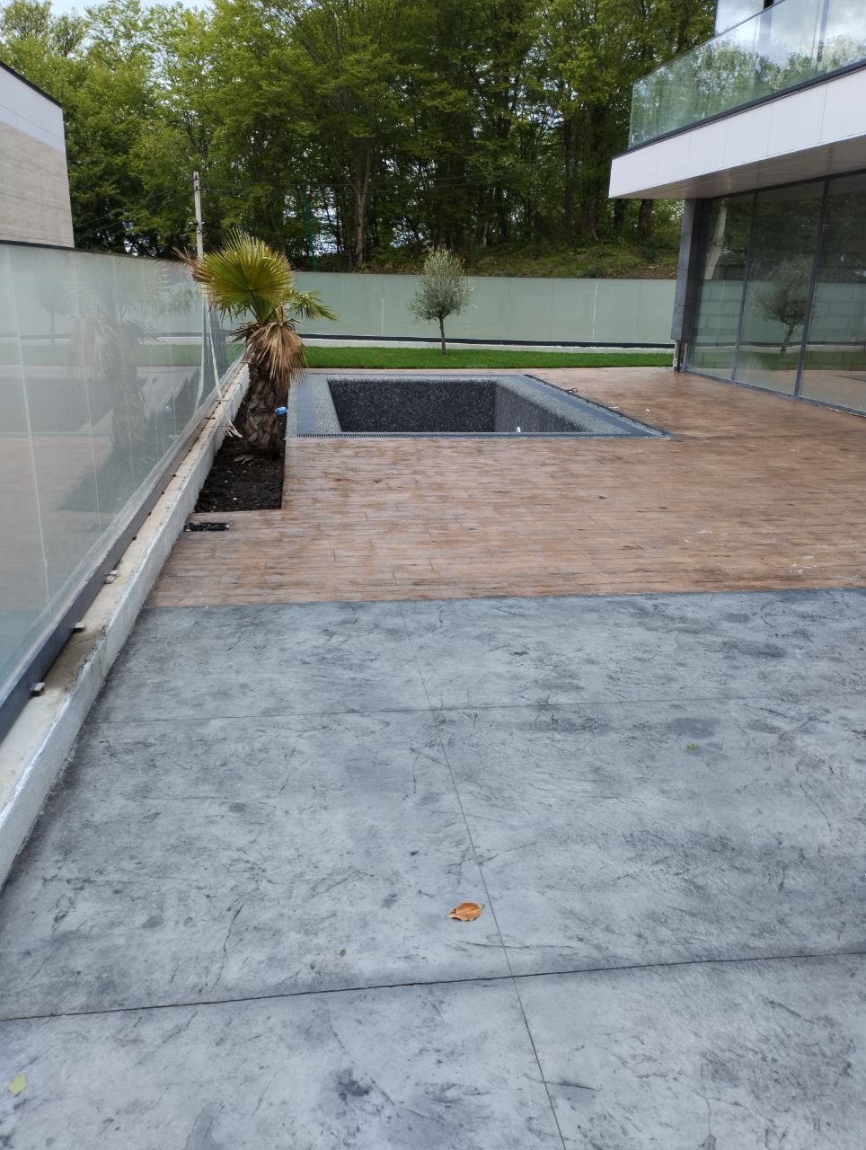 Печатный бетон, рисунок Итальянский сланец в комбинации с Доской