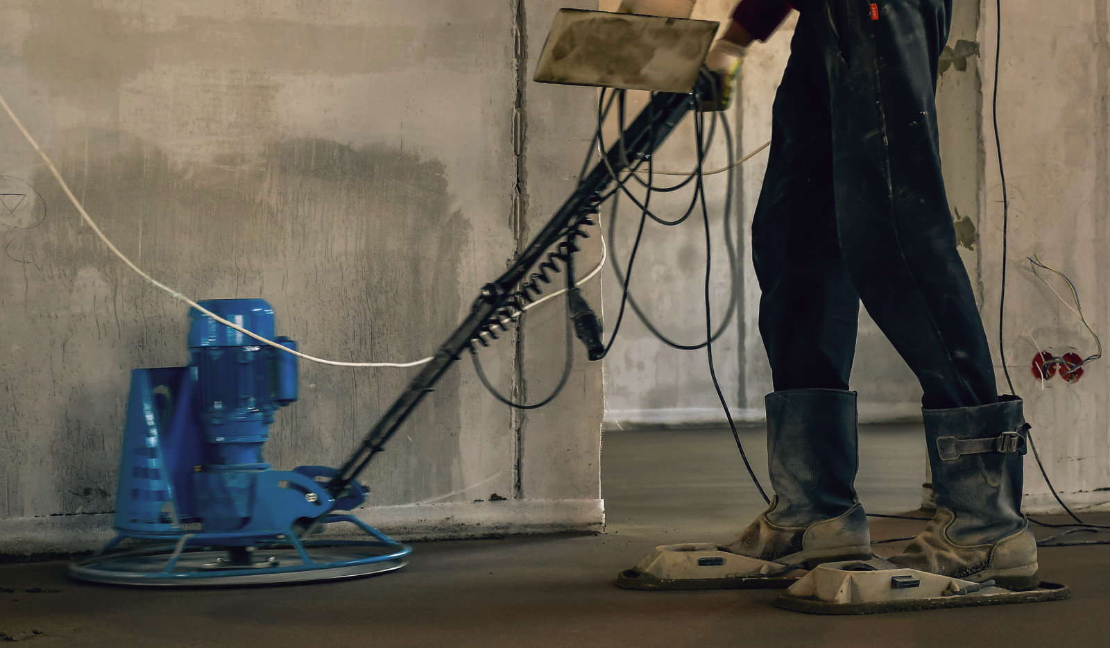 КП Клязьминский парк - монтаж тёплого пола, механизированная стяжка