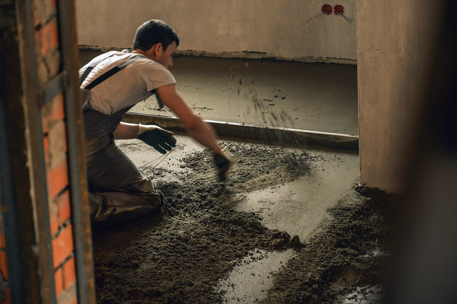 КП Клязьминский парк - монтаж тёплого пола, механизированная стяжка