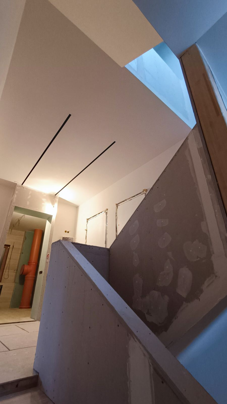 Реконструкция интерьеров дома в подмосковье. 350 м.кв.