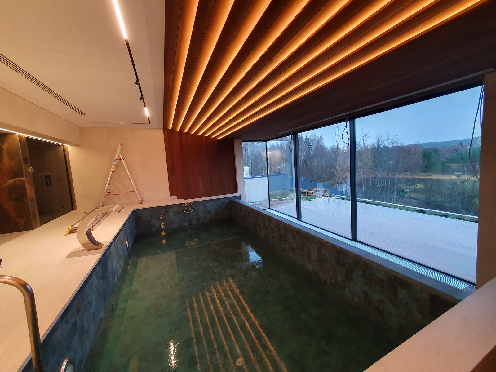 НОВЫЙ МИР-реализация