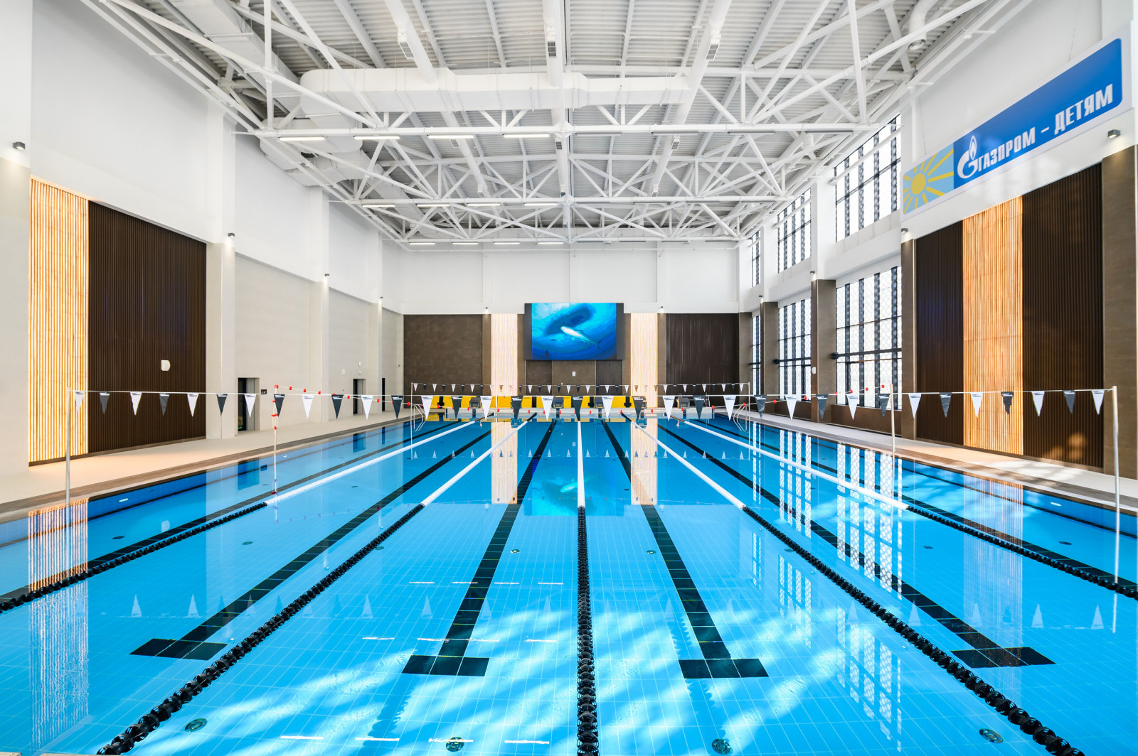 СПОРТИВНЫЙ КОМПЛЕКС С БАССЕЙНОМ И SPA-ЗОНОЙ В СОЧИ