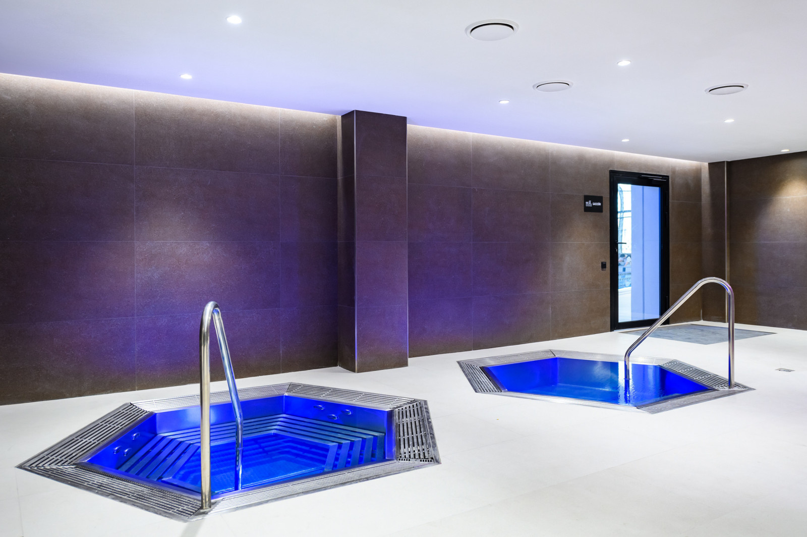 СПОРТИВНЫЙ КОМПЛЕКС С БАССЕЙНОМ И SPA-ЗОНОЙ В СОЧИ