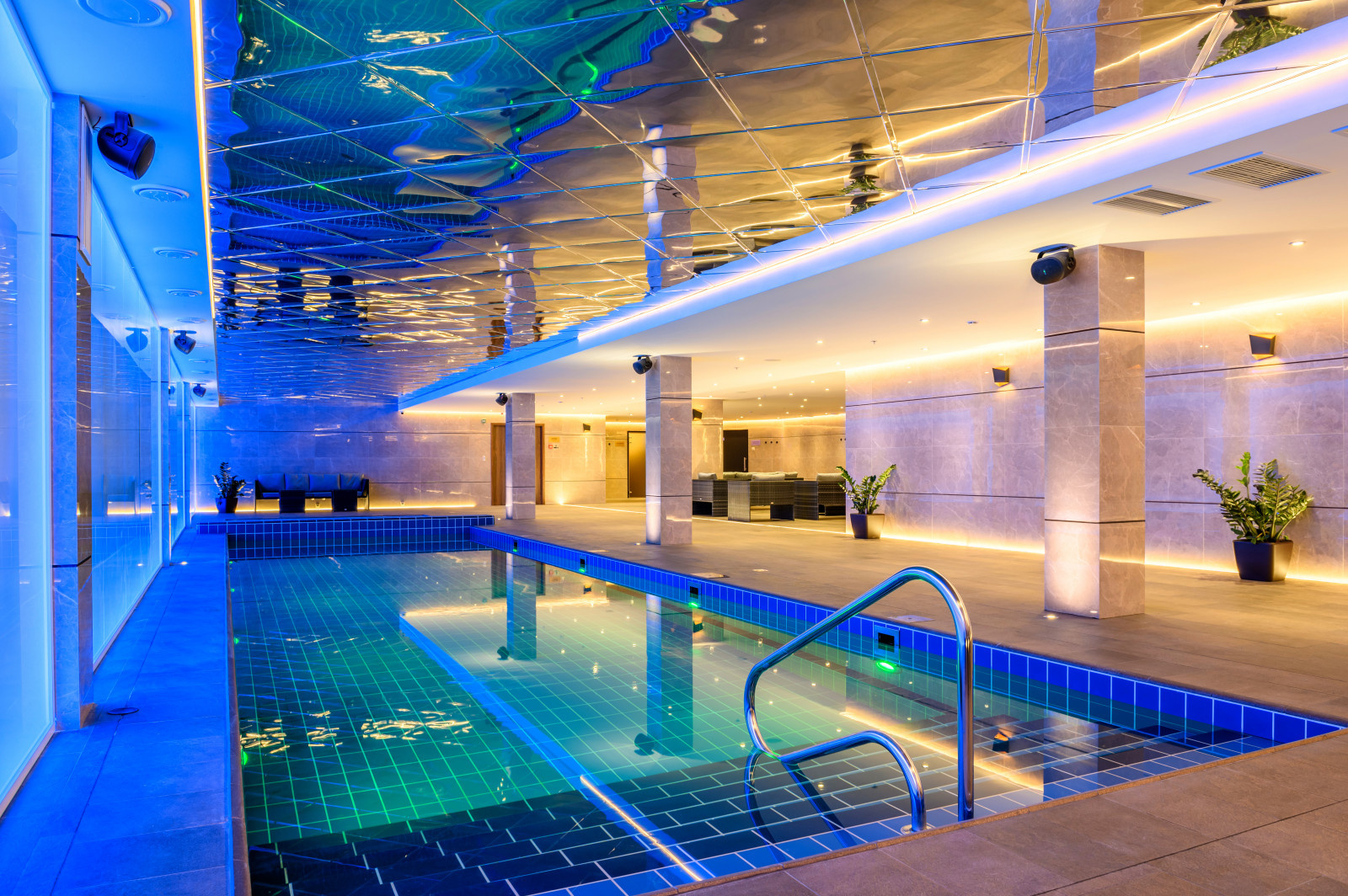 ГОСТИНИЧНЫЙ КОМПЛЕКС "CITYTEL" В САНКТ-ПЕТЕРБУРГЕ