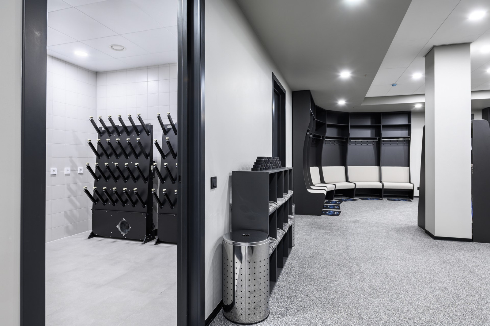 ФИЗКУЛЬТУРНО-ОЗДОРОВИТЕЛЬНЫЙ КОМПЛЕКС С КАТКОМ В ЛЕНИНГРАДСКОЙ ОБЛАСТИ