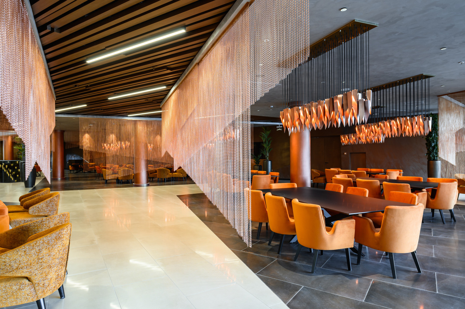 ФИЗКУЛЬТУРНО-ОЗДОРОВИТЕЛЬНЫЙ КОМПЛЕКС С КАТКОМ В ЛЕНИНГРАДСКОЙ ОБЛАСТИ