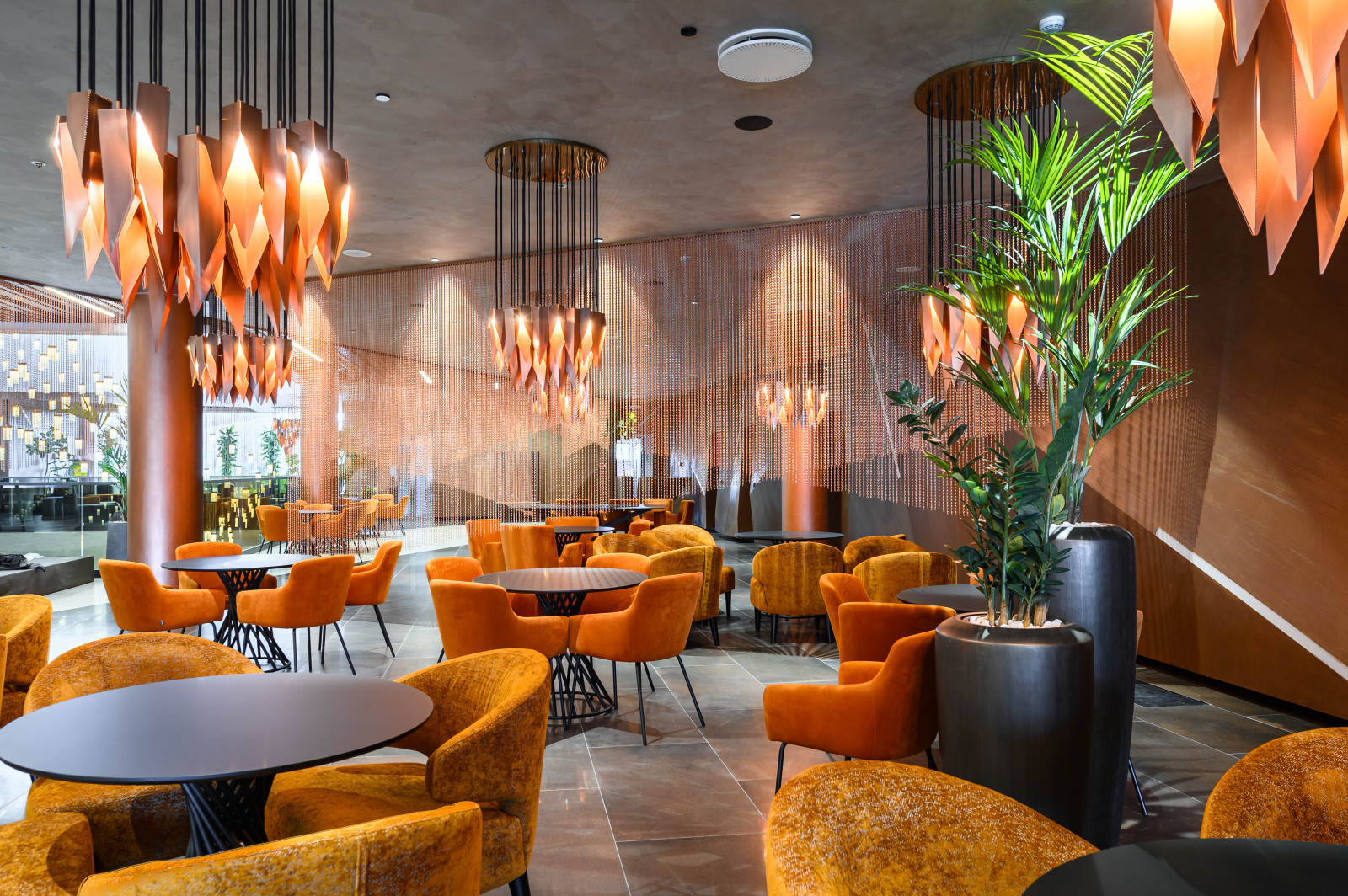 ФИЗКУЛЬТУРНО-ОЗДОРОВИТЕЛЬНЫЙ КОМПЛЕКС С КАТКОМ В ЛЕНИНГРАДСКОЙ ОБЛАСТИ