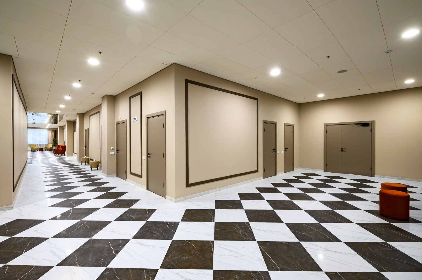 УНИВЕРСАЛЬНЫЙ СПОРТИВНЫЙ КОМПЛЕКС В ВАЛДАЕ