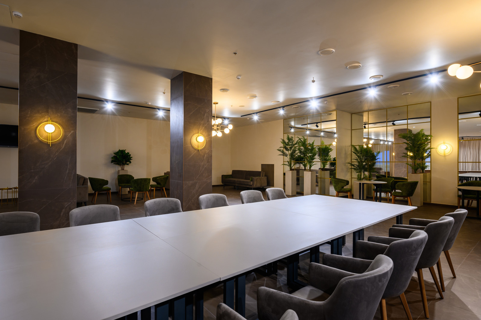 УНИВЕРСАЛЬНЫЙ СПОРТИВНЫЙ КОМПЛЕКС В ВАЛДАЕ