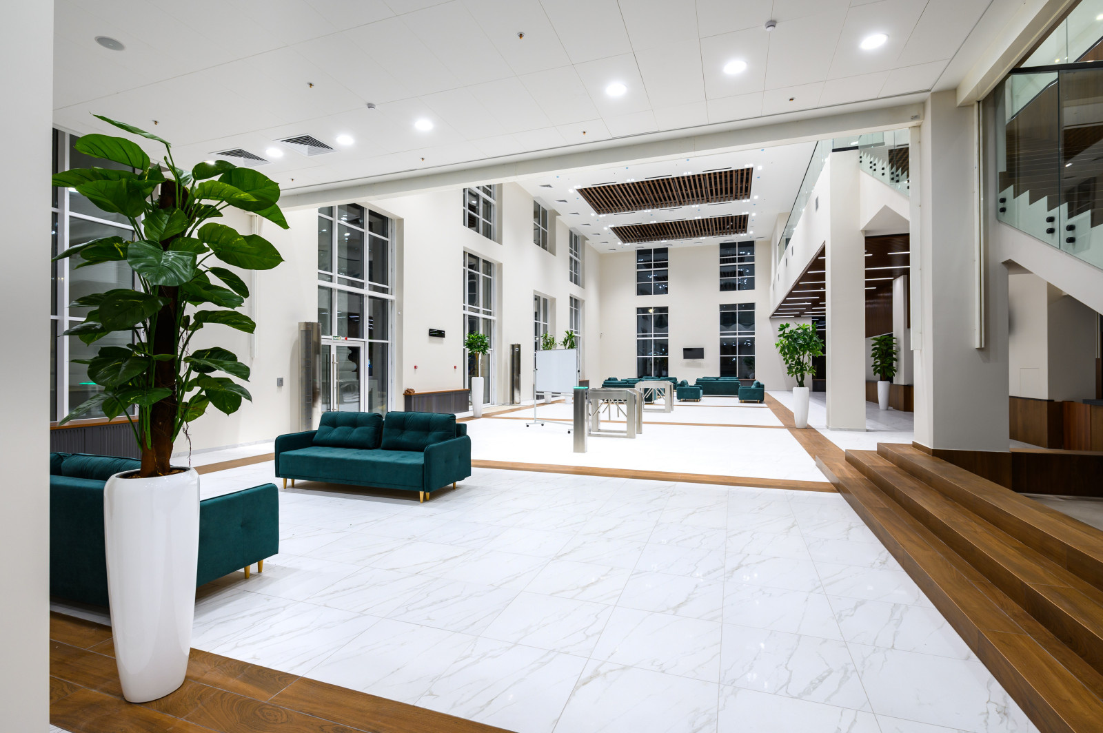 УНИВЕРСАЛЬНЫЙ СПОРТИВНЫЙ КОМПЛЕКС В ВАЛДАЕ