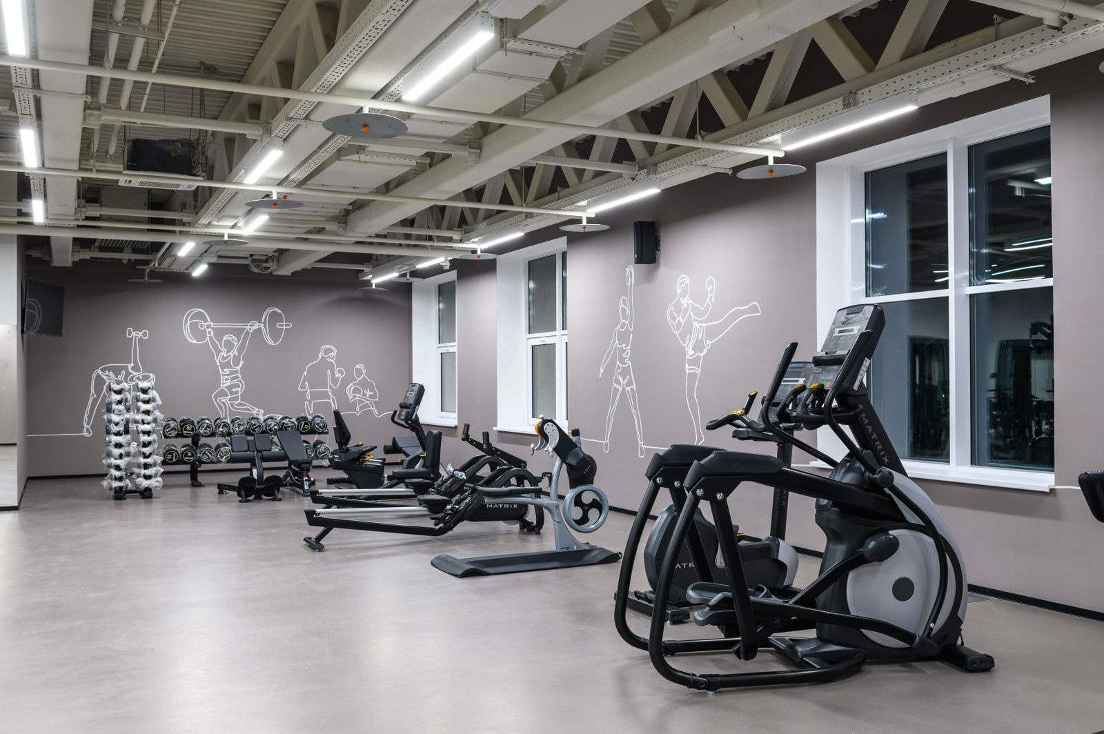 УНИВЕРСАЛЬНЫЙ СПОРТИВНЫЙ КОМПЛЕКС В ВАЛДАЕ