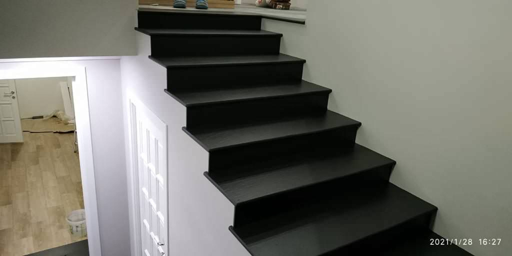 Лестница из керамогранита