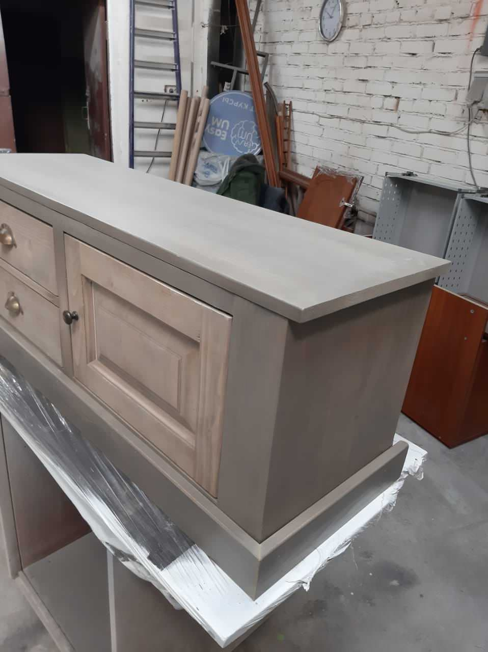 Тумба в прихожую