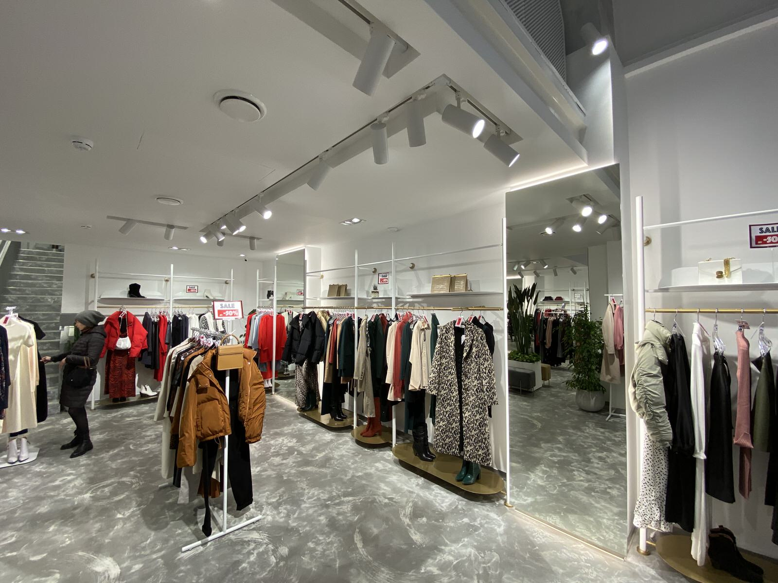 TOPTOP.RU Boutique on Griboedov Canal Embankment