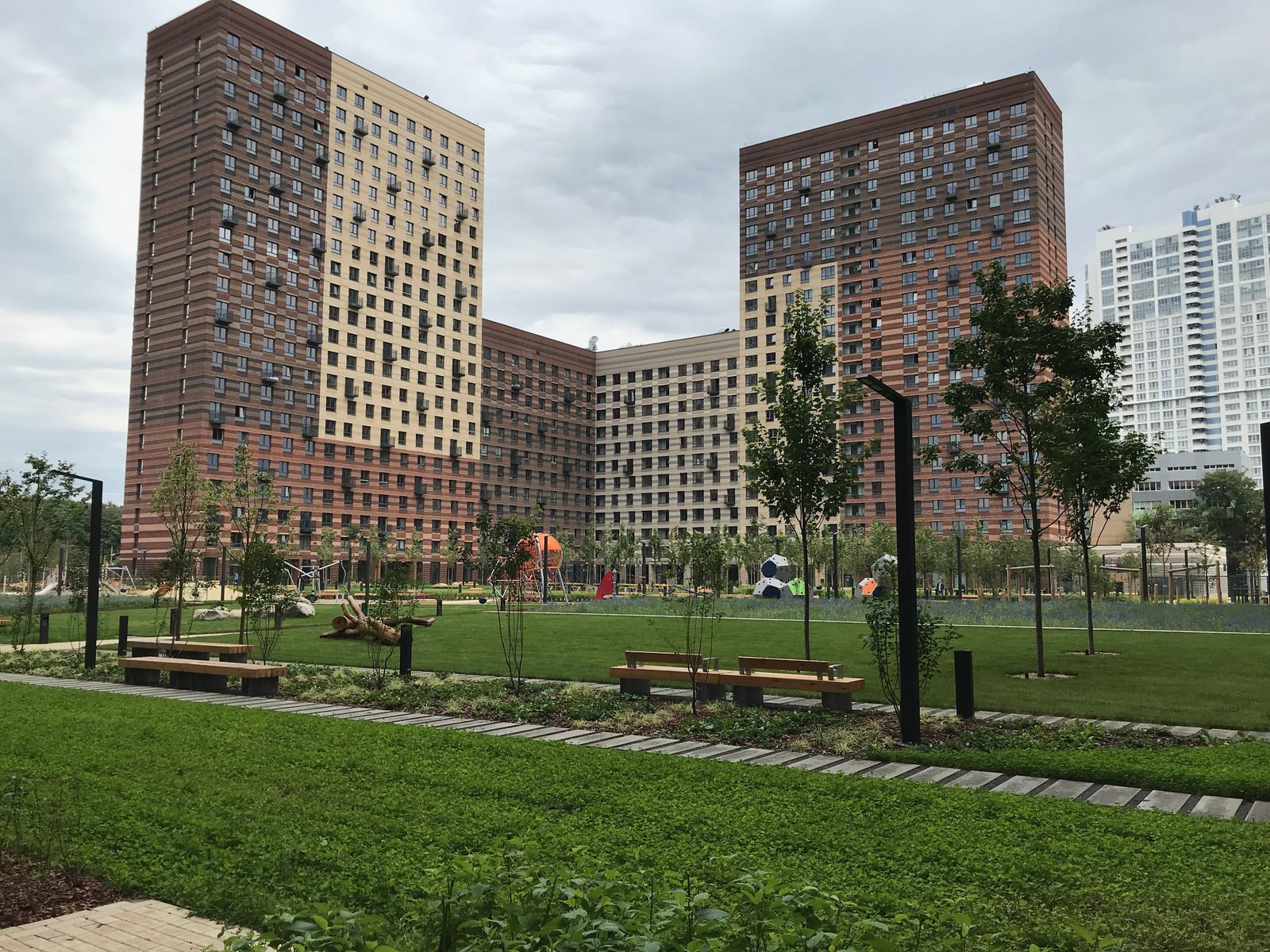 GC PIK - Chernyakhovskogo Residential Complex, Building 19