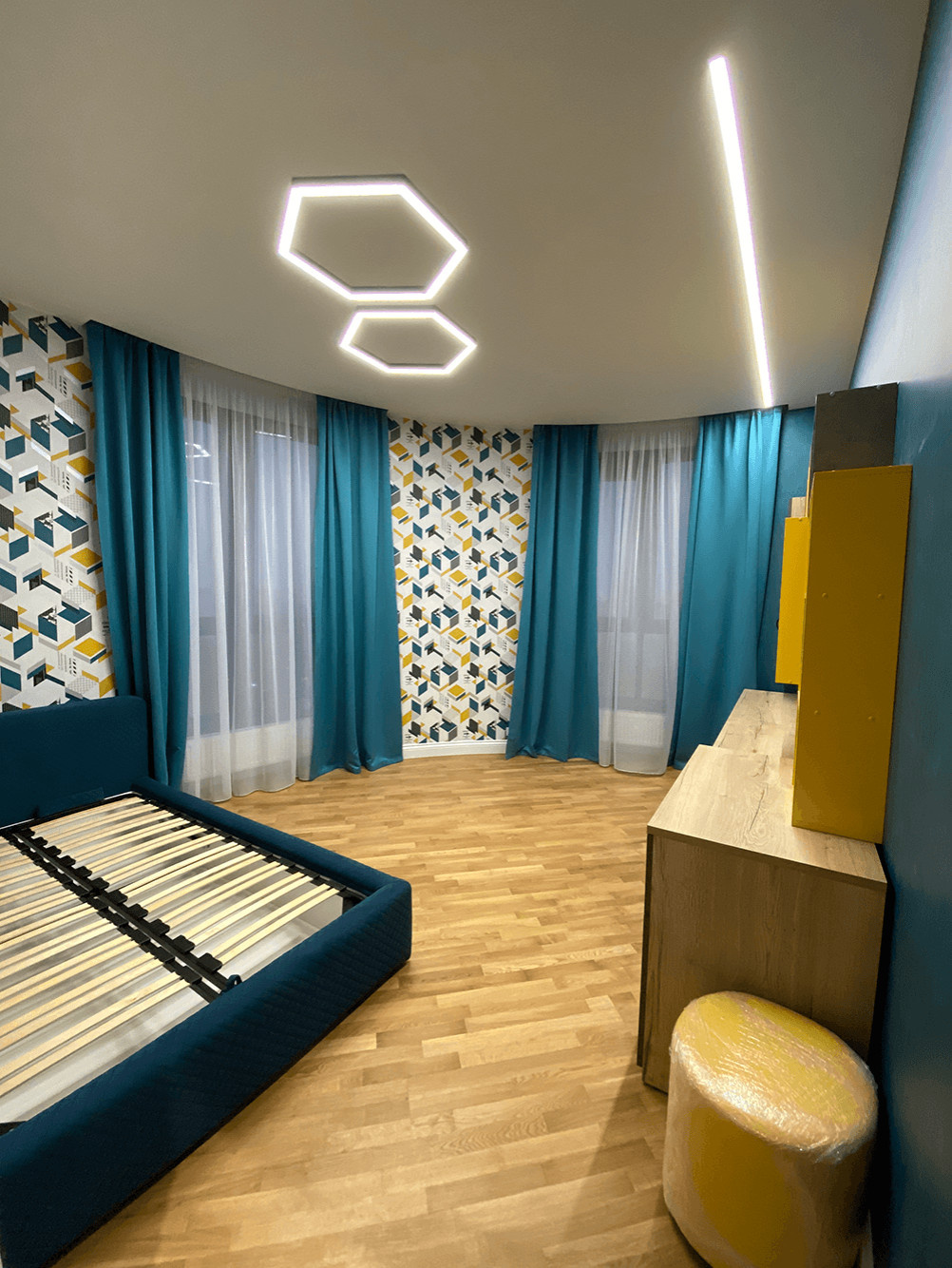 Apartment Lighting in Five Stars Residential Complex