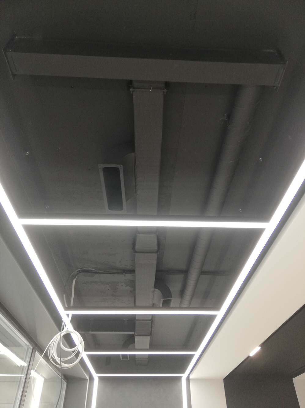 Lighting system HOKASU in a country house