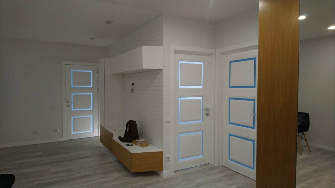 Обложка проекта: Двери