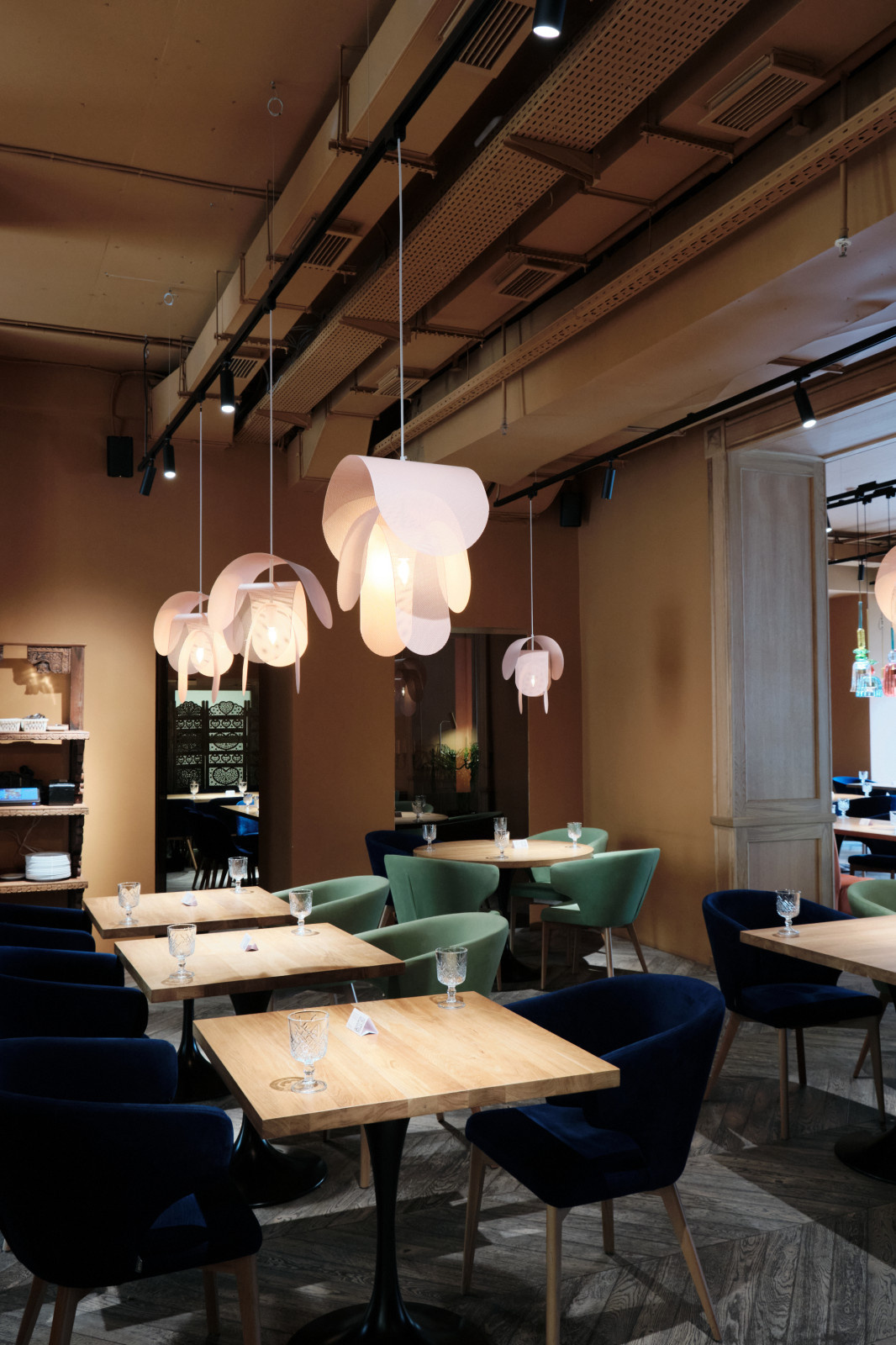Alice Garden Restaurant