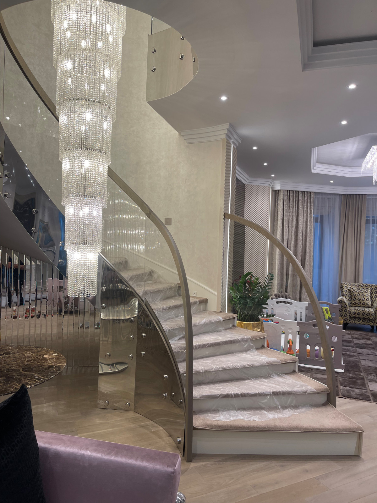 Ограждение -ГНУТОЕ СТЕКЛО