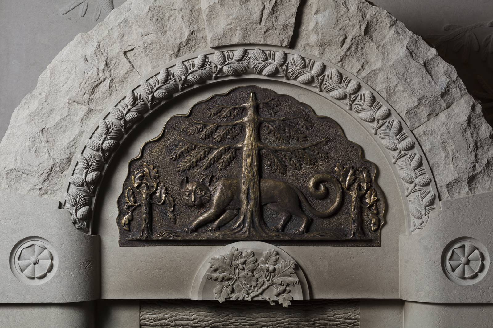 Камин "Лесная сказка"