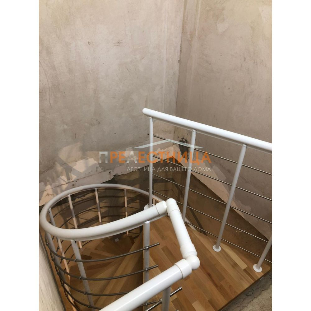 Винтовая лестница Dolle Montreal Style