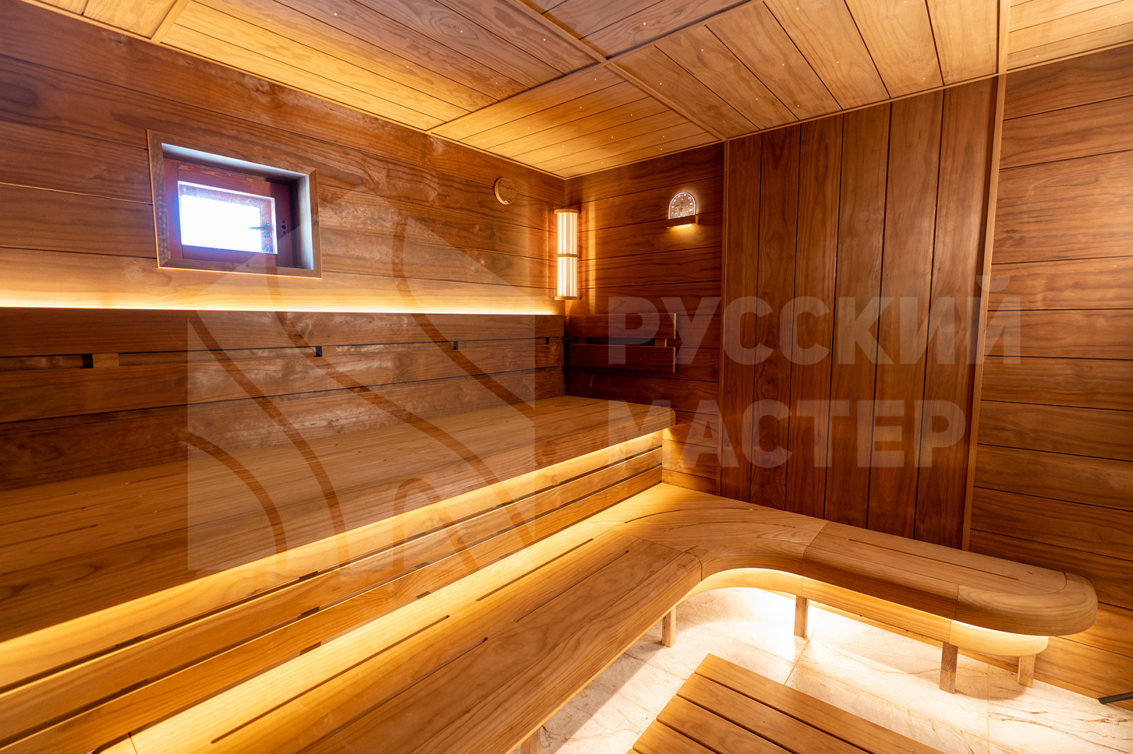 Фигурные 3D-полки и отделка из новозеландской сосны Пино Премио