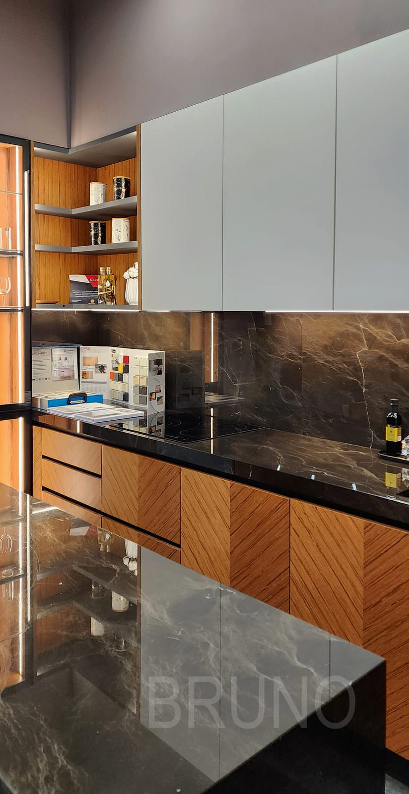 Салон мебели на "Стахановской"